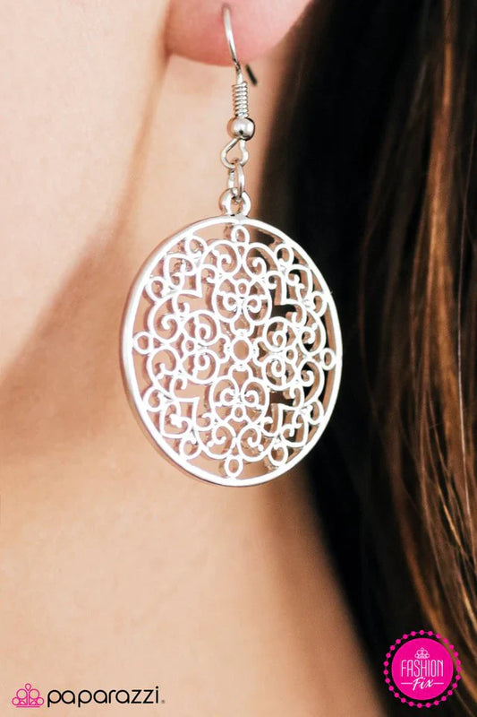 Paparazzi Earring ~ Fancy Filigree - Silver