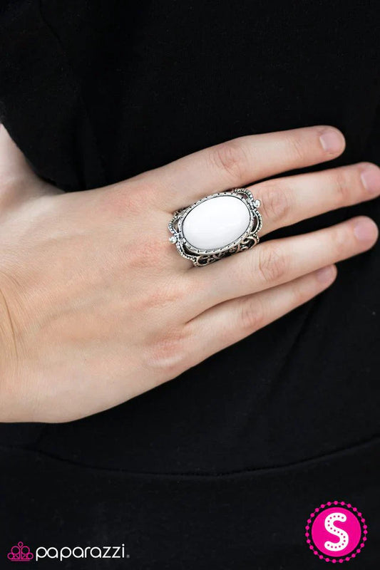 Paparazzi Ring ~ Fairytales Do Come True - White