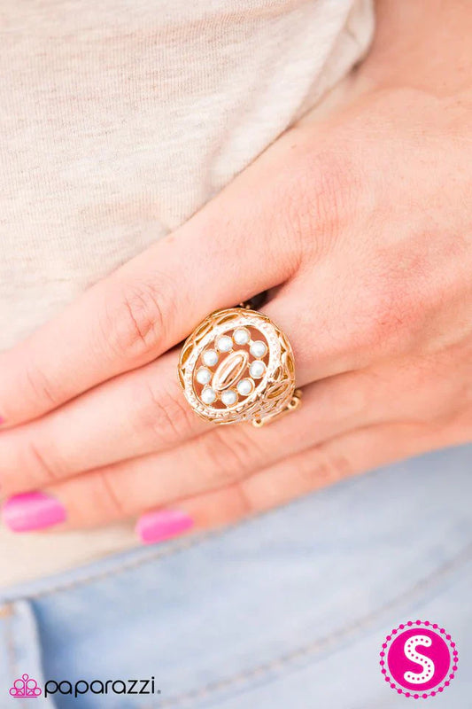 Paparazzi Ring ~ Full Tilt - Gold