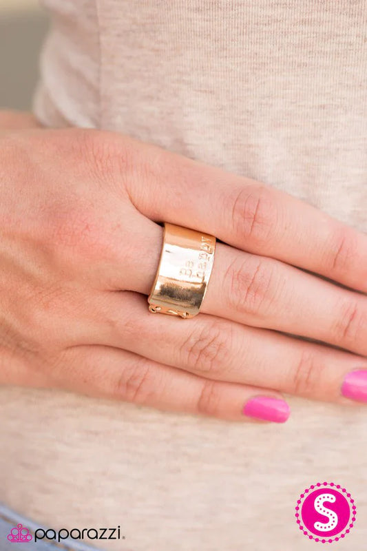 Paparazzi Ring ~ Be Happy - Gold