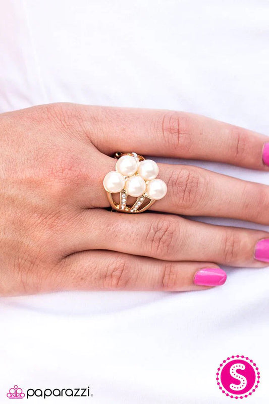 Paparazzi Ring ~ Can You Keep A SEA-cret? - Gold