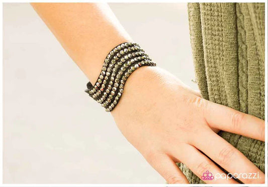 Paparazzi Bracelet ~ Born to Sparkle - Black