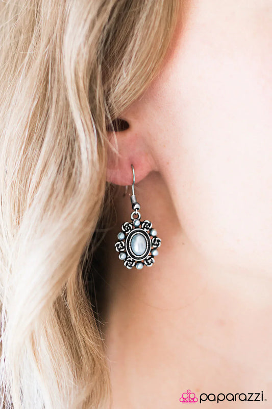 Paparazzi Earring ~ Radiant Roses - Blue