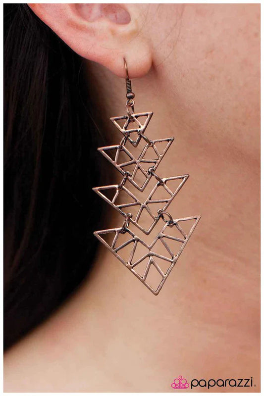 Paparazzi Earring ~ Straight to the Point - Copper