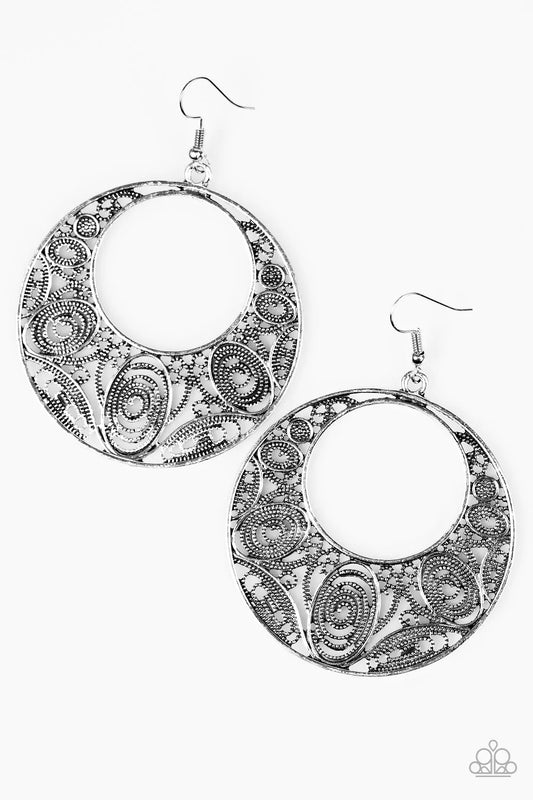 Paparazzi Earring ~ I Couldnt FILIGREE More - Silver