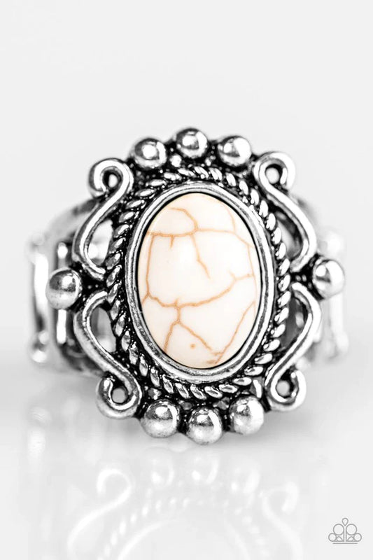 Paparazzi Ring ~ Dreamy Deserts - White