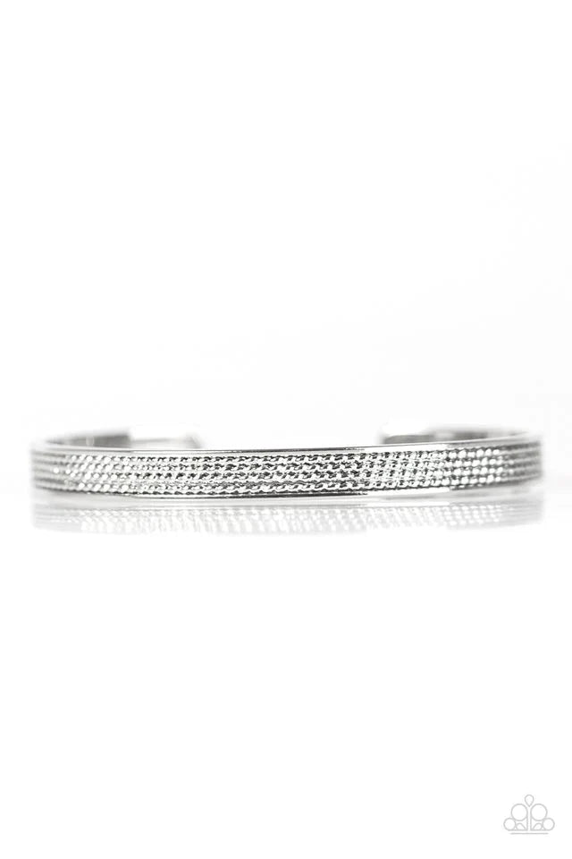 Paparazzi Bracelet ~ Majestically Metro - Silver