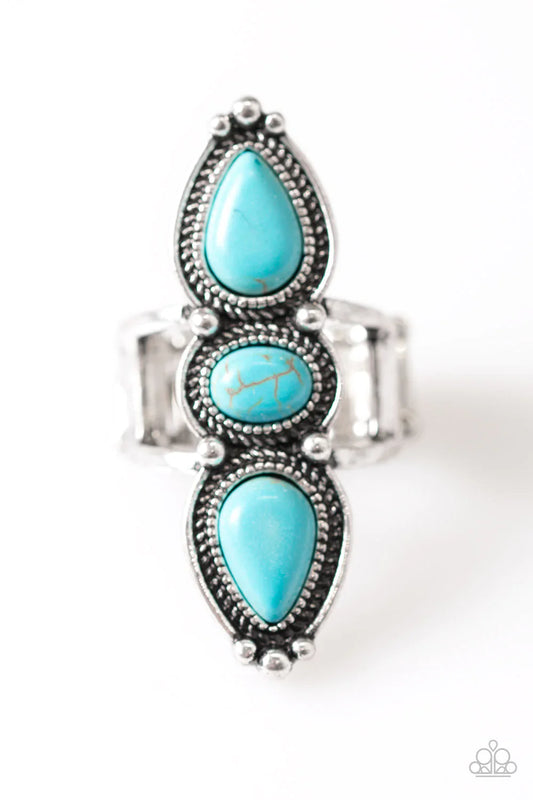 Paparazzi Ring ~ Calling All Chiefs - Blue