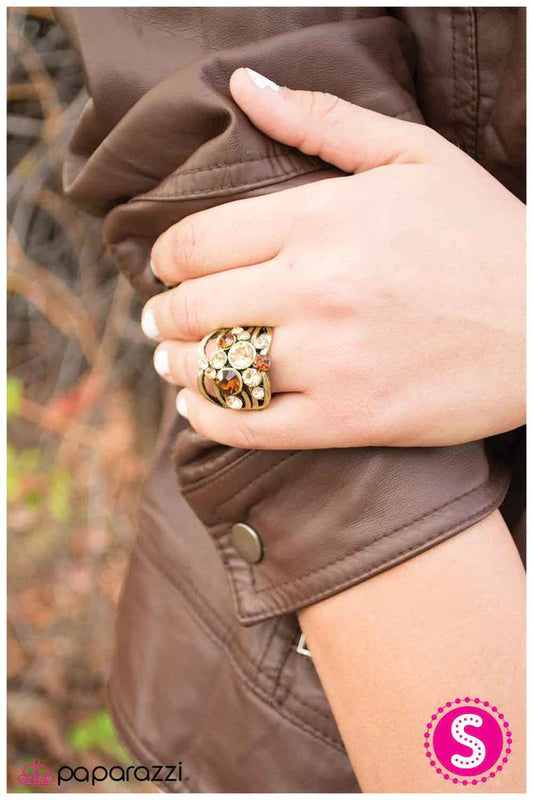 Paparazzi Ring ~ Just Warming Up - Brass