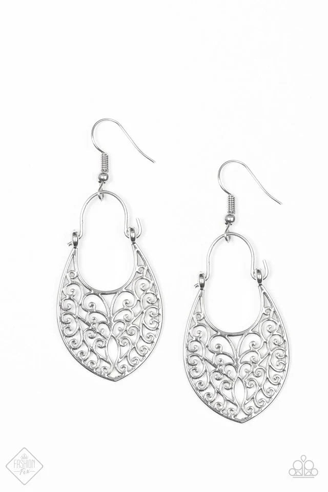 Paparazzi Earring ~ Gleam Queen - Silver