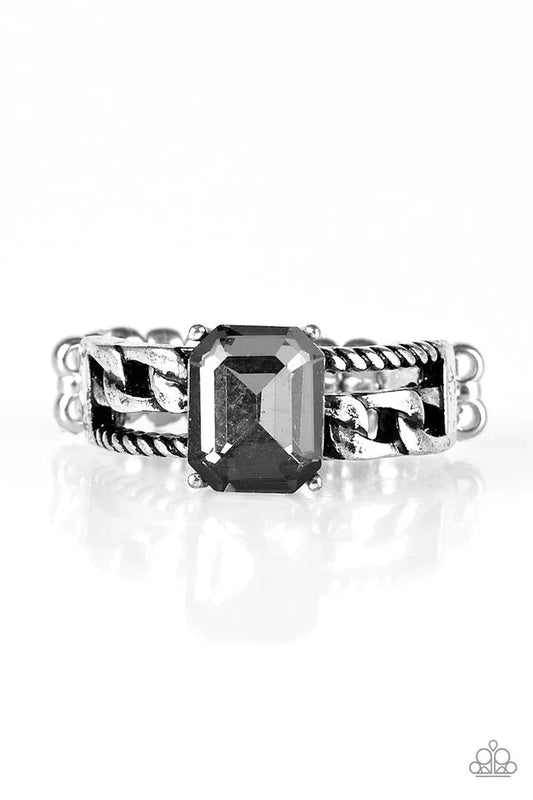 Paparazzi Ring ~ Jewel Of My Eye - Silver