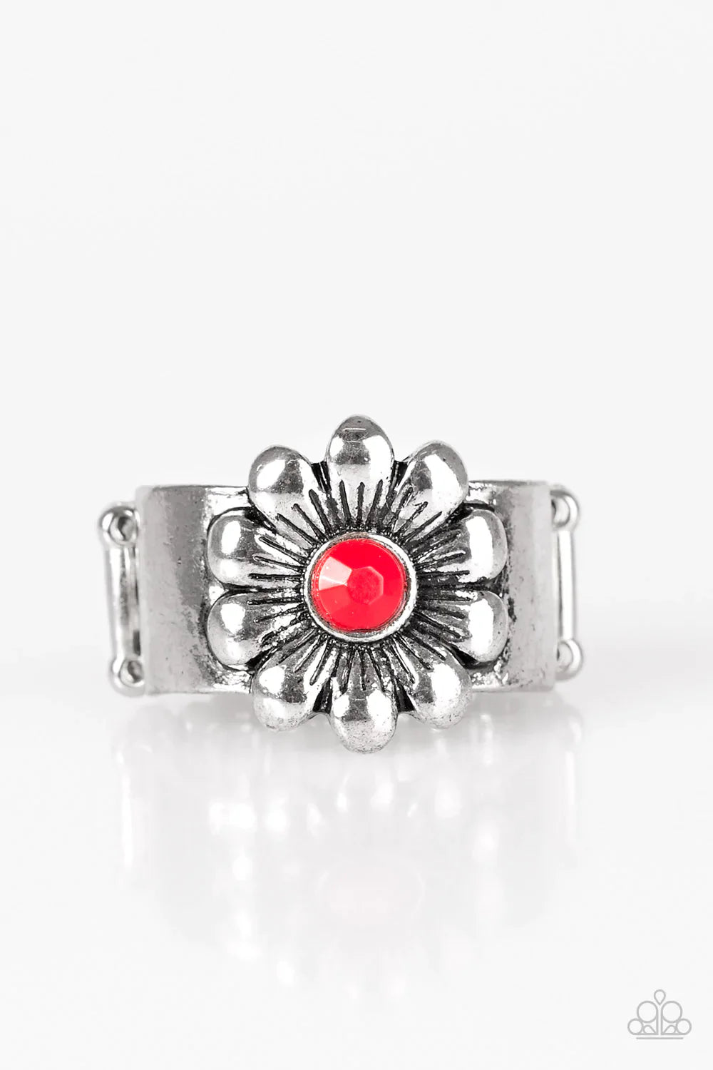 Paparazzi Ring ~ Dreamy Fields - Red