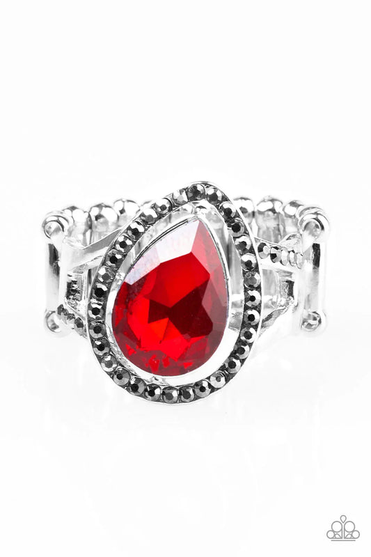 Paparazzi Ring ~ Grammy Grandeur - Red