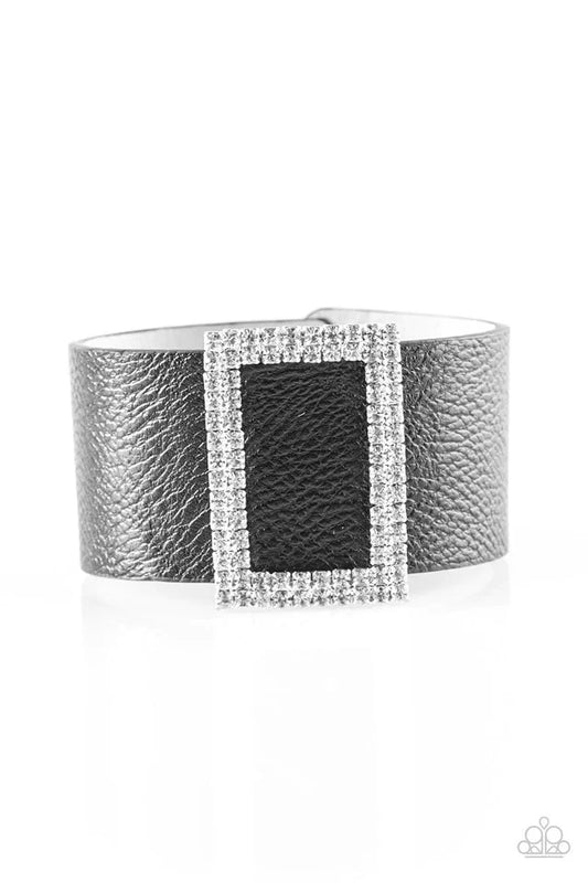 Paparazzi Bracelet ~ STUNNING For You - Black