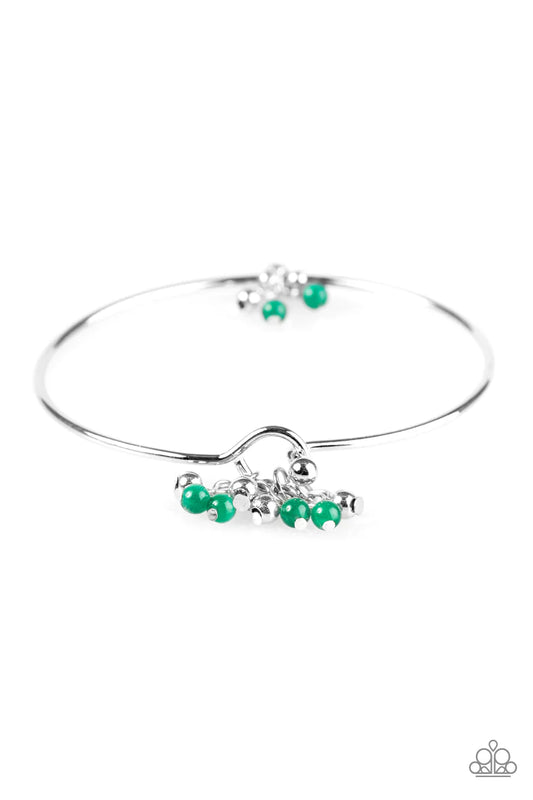 Paparazzi Bracelet ~ Works Like A GLEAM - Green