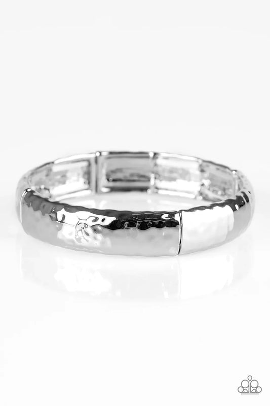 Paparazzi Bracelet ~ Glimpse Of Glimmer - Silver