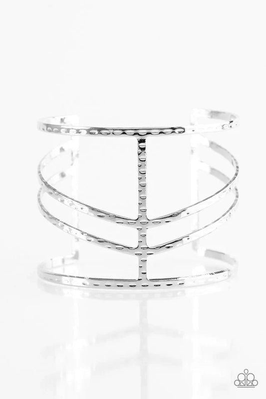 Paparazzi Bracelet ~ Stick Out A NILE - Silver