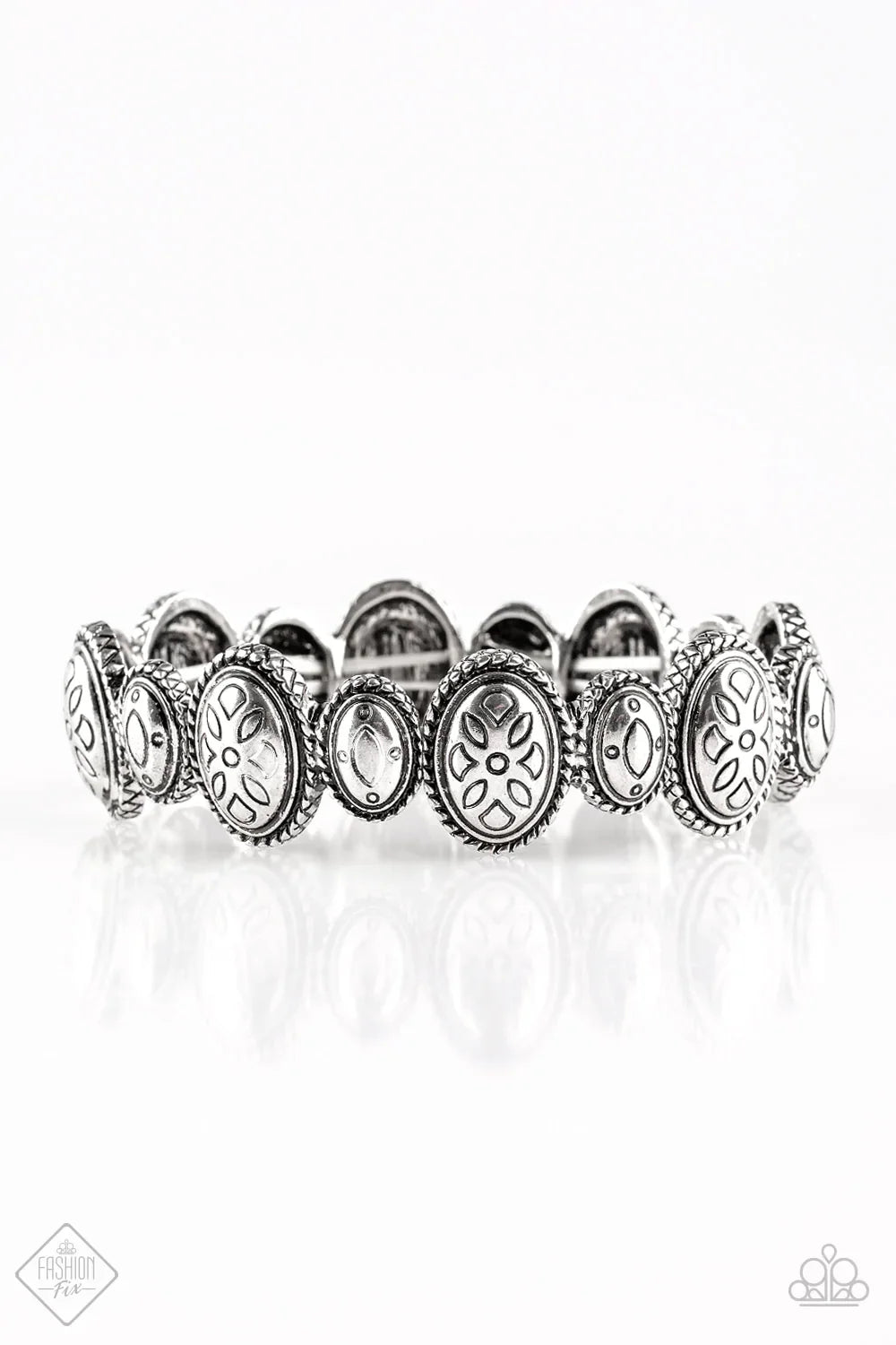 Paparazzi Bracelet ~ Cactus Cay  - Silver