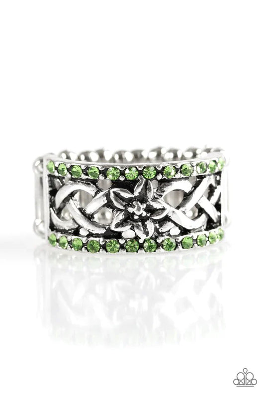 Paparazzi Ring ~ Tropical Springs - Green