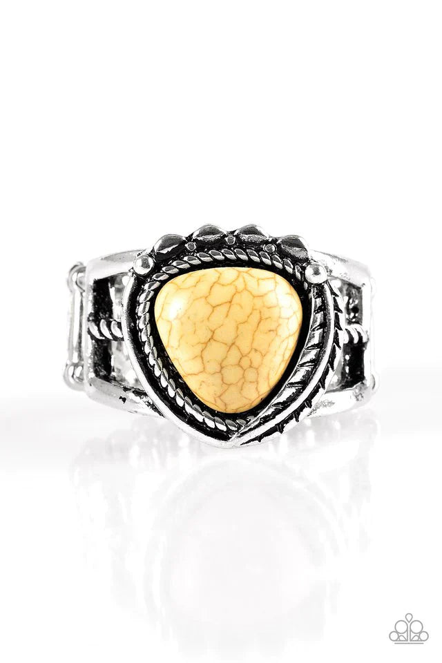 Paparazzi Ring ~ Cliff Climber - Yellow