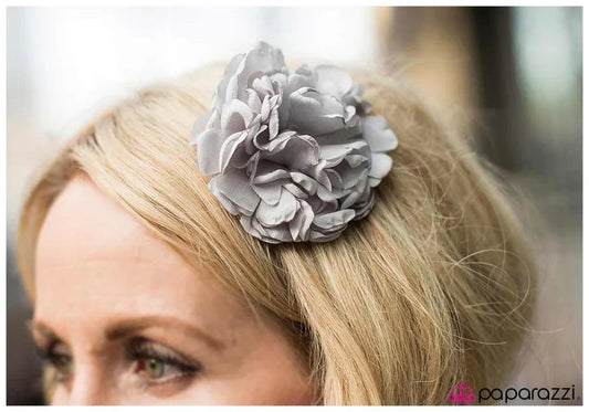 Paparazzi Hair Accessories ~ Shame On You - Silver