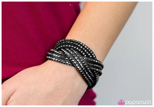 Paparazzi Bracelet ~ What Dreams Are Made Of - Black