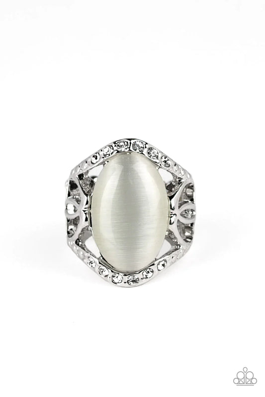 Paparazzi Ring ~ DEW Onto Others - White