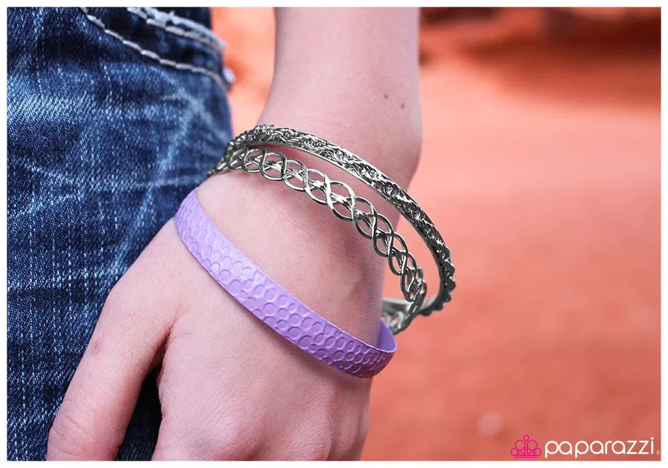 Paparazzi Bracelet ~ Foolproof - Purple