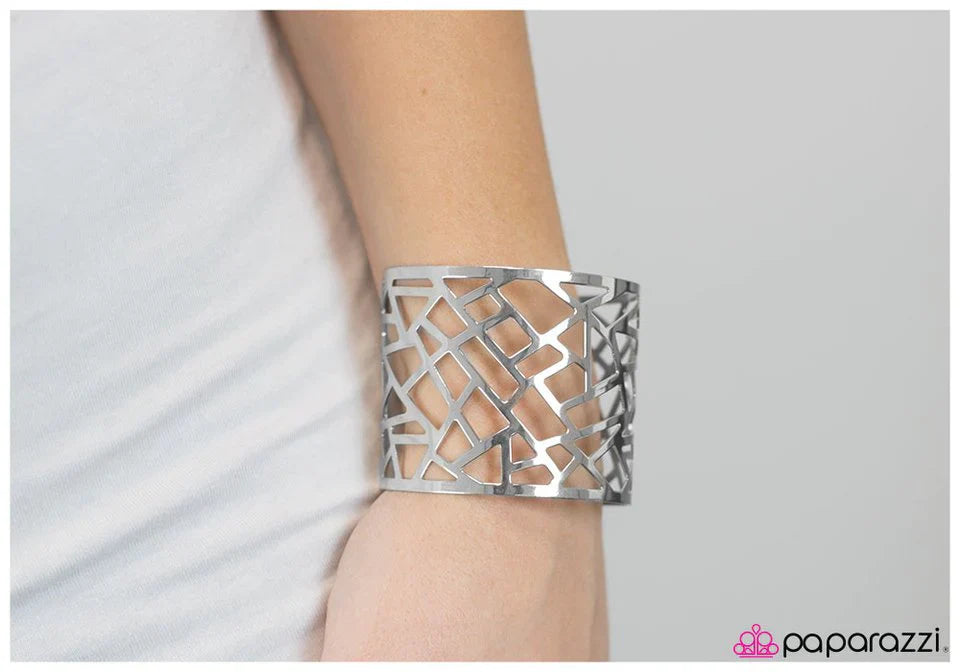 Paparazzi Bracelet ~ Fractured - Silver