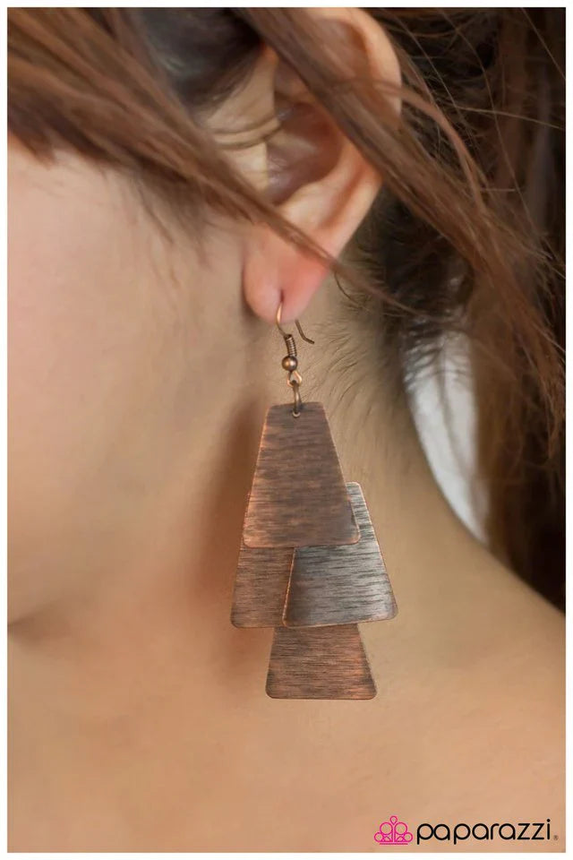 Paparazzi Earring ~ Blank Space - Copper