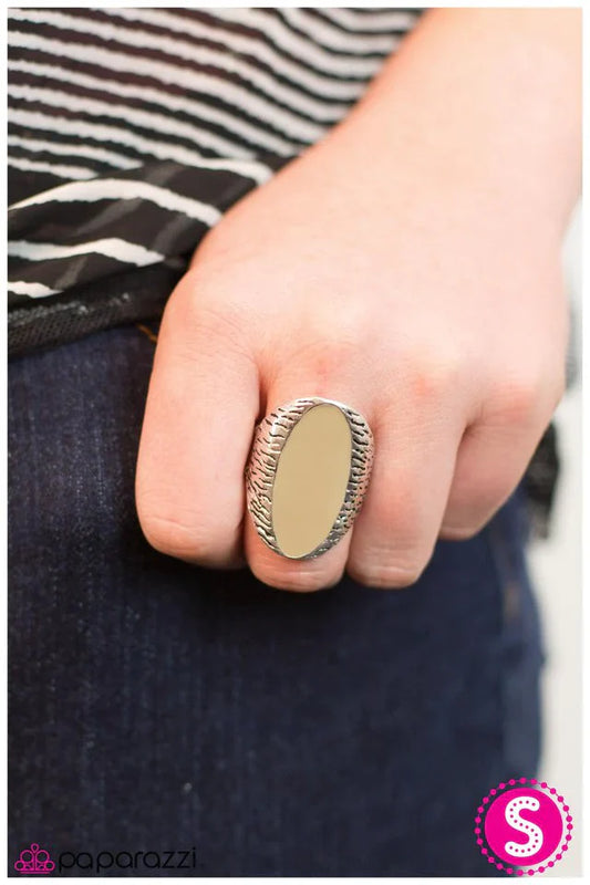 Paparazzi Ring ~ Not To Be Outdone - Brown