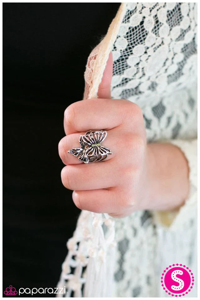 Paparazzi Ring ~ Wind Beneath My Wings - Green