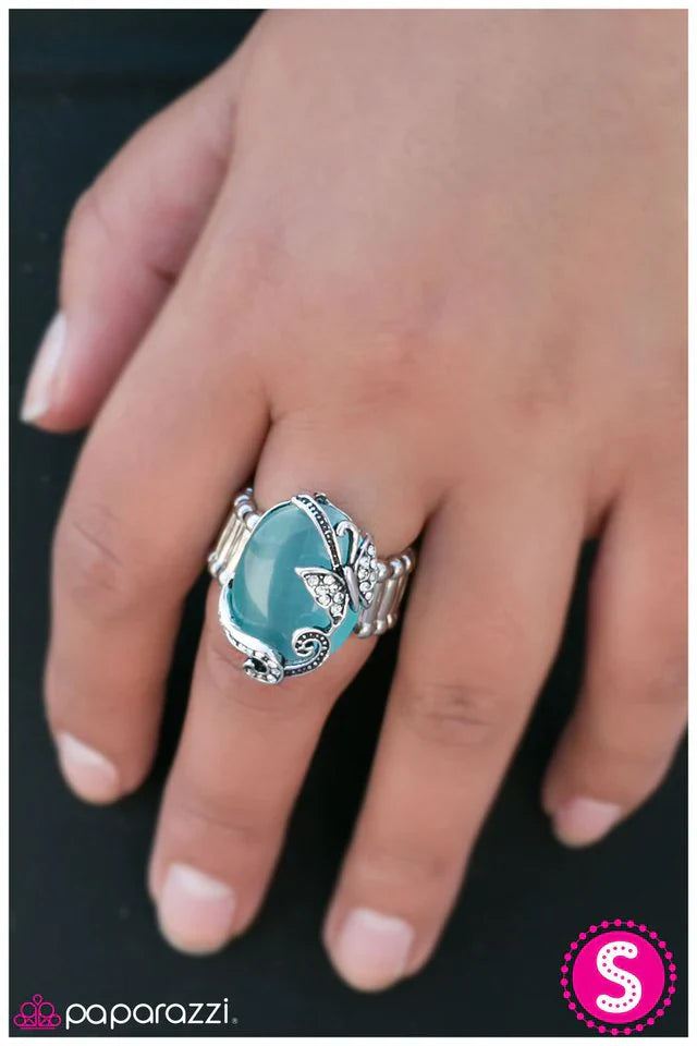 Paparazzi Ring ~ Dancing In The Moonlight - Blue