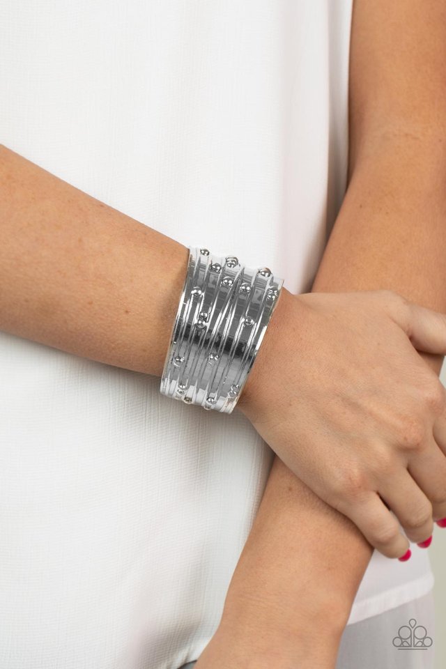 Mechanical Motif - Silver - Paparazzi Bracelet Image