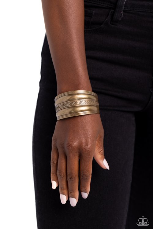 Egyptian Essence - Brass - Paparazzi Bracelet Image