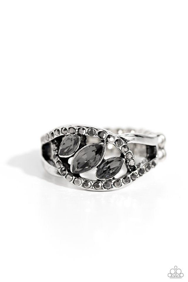 Stiletto Sparkle - Silver - Paparazzi Ring Image