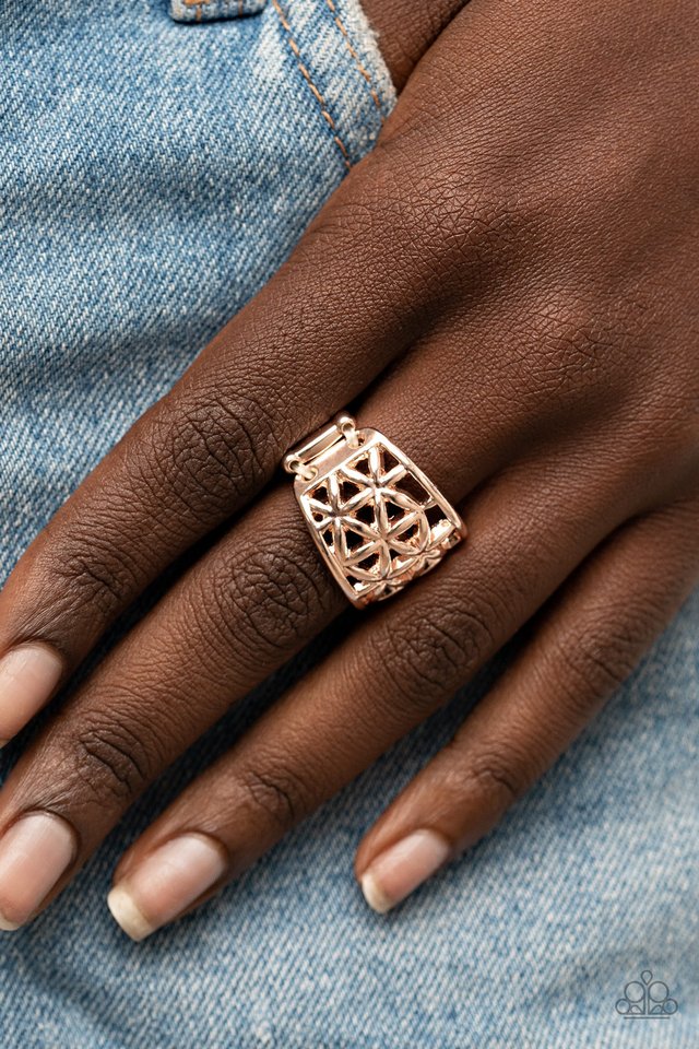 Gardenia Gazebo - Rose Gold - Paparazzi Ring Image