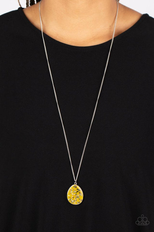 Shimmering Seafloors - Yellow - Paparazzi Necklace Image