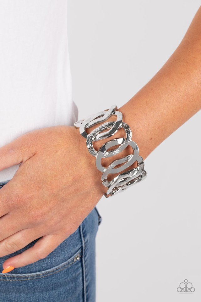 Industrial Indulgence - Silver - Paparazzi Bracelet Image