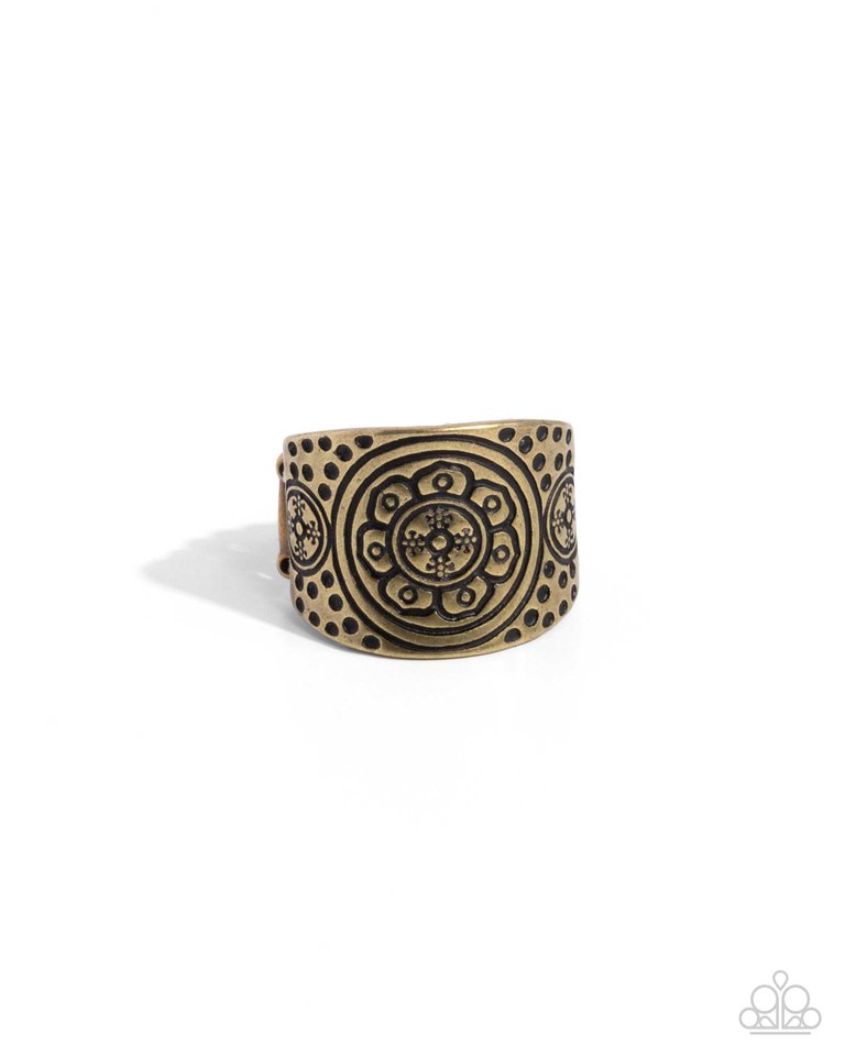 Elegant Engravement - Brass - Paparazzi Ring Image