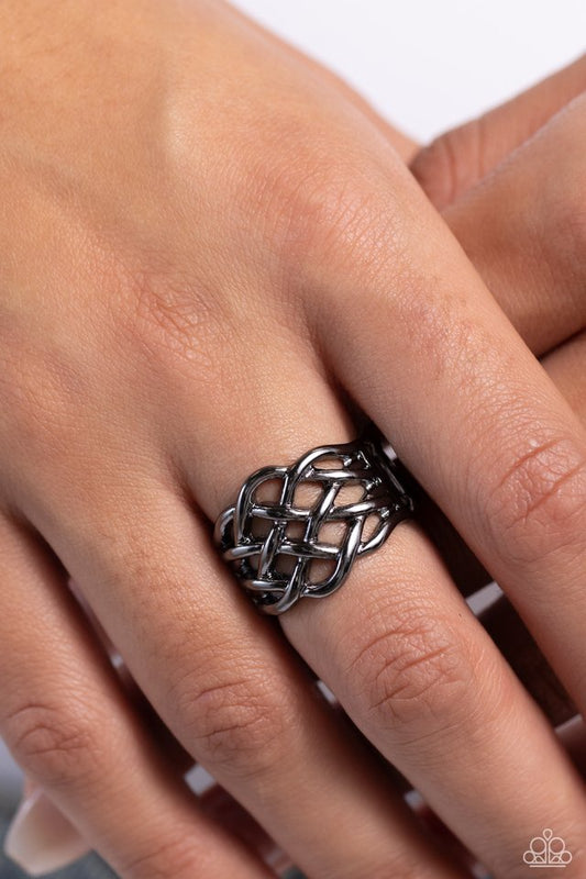 The One That KNOT Away - Black - Paparazzi Ring Image