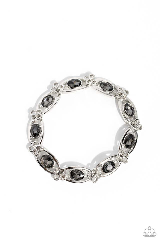 Infinite Impression - Silver - Paparazzi Bracelet Image