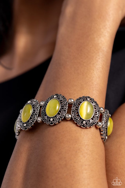 Vintage Vault - Yellow - Paparazzi Bracelet Image