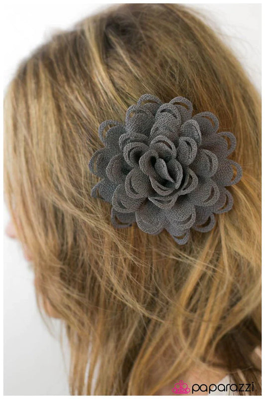 Paparazzi Hair Accessories ~ Foolish Behavior - Silver