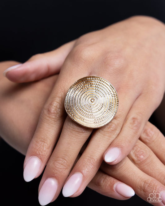 Dizzying Delight - Gold - Paparazzi Ring Image