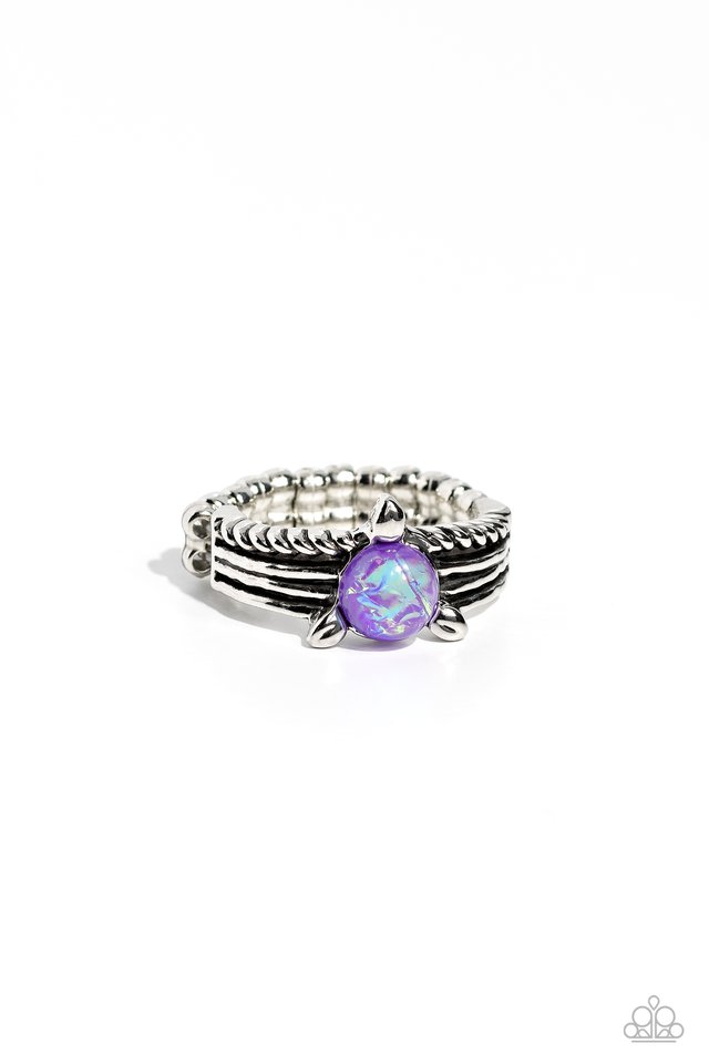 Sinuous Spotlight - Purple - Paparazzi Ring Image