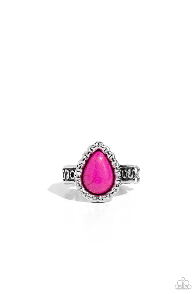 Scalloped Showcase - Pink - Paparazzi Ring Image