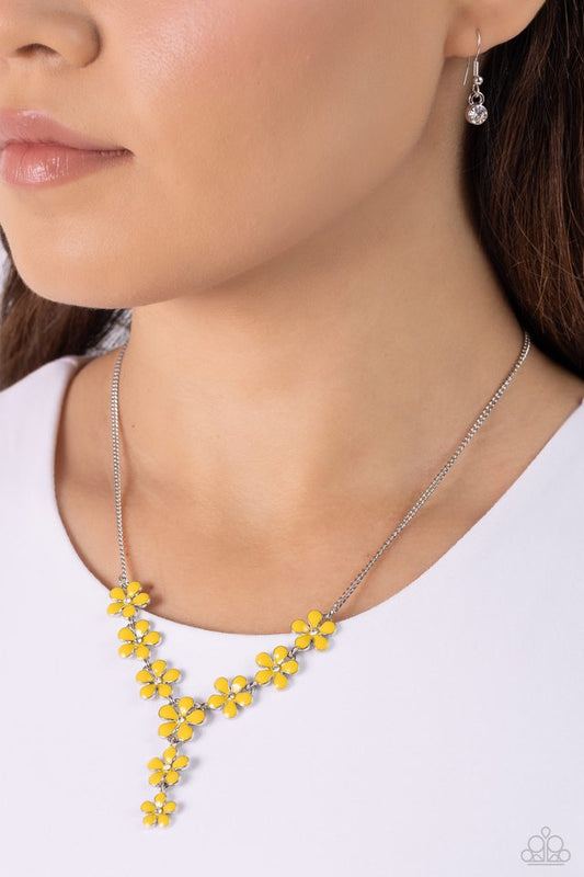 Flowering Feature - Yellow - Paparazzi Necklace Image