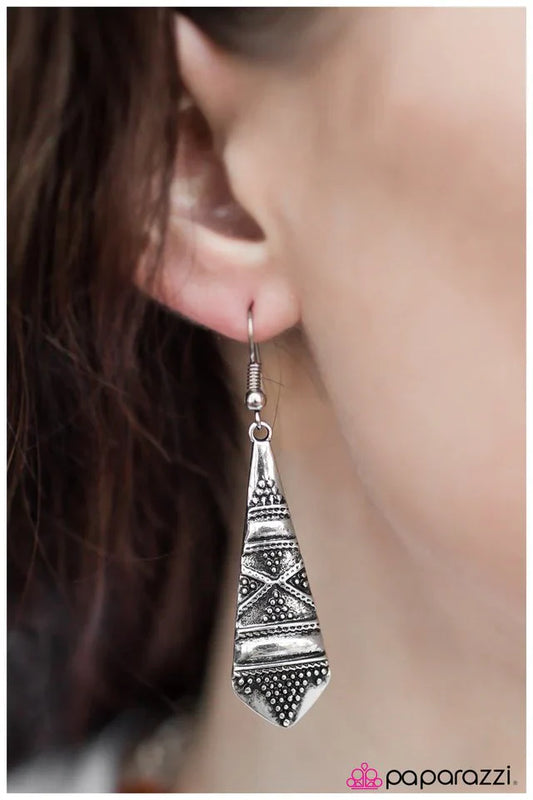 Paparazzi Earring ~ The Islander - Silver