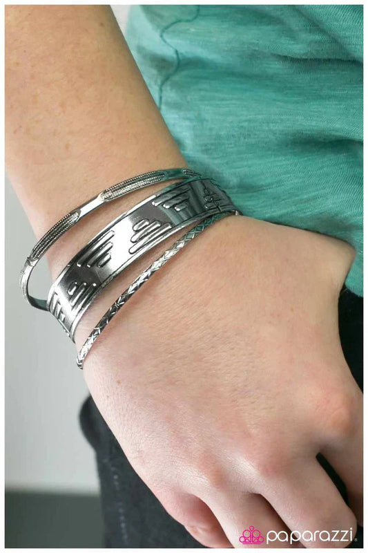 Paparazzi Bracelet ~ Montezuma - Silver